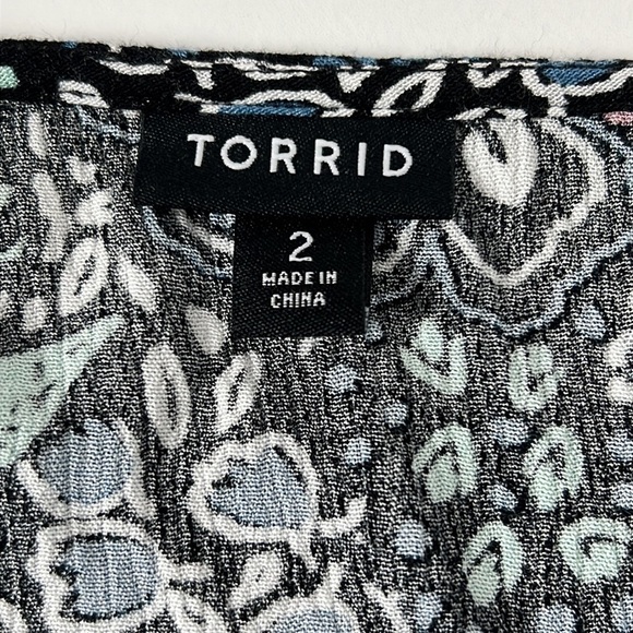 Torrid Babydoll Gauze Crochet Trim Lace-Up Top Boho Bell Sleeve Floral Print 2X - Picture 7 of 9